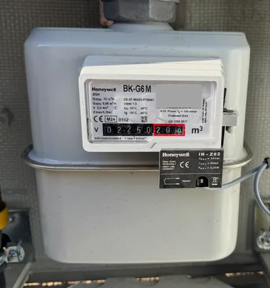 Composition du Kit Télémétrie Gaz : module impulsion, device LoRaWAN et coffret Finemeca