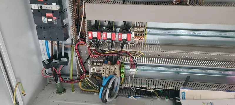 TGBT avec centrales de mesures installées